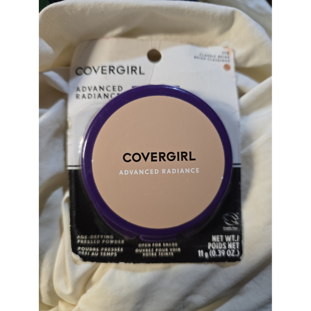 CoverGirl Advanced Radiance Pressed Powder, Classic Beige 115, 0.39 oz